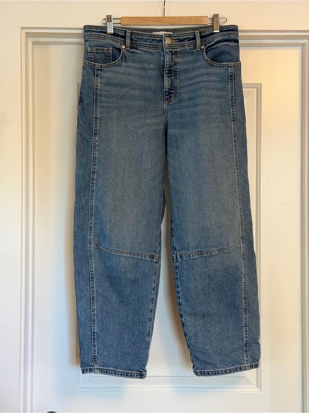 LOFT Barrel Jeans in Light Blue Wash
